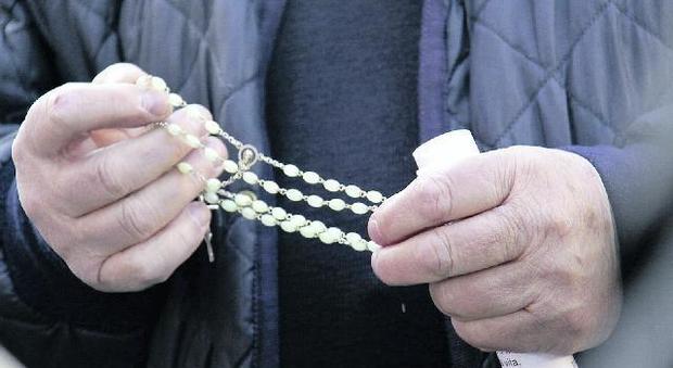 Estorsione ai danni di un sacerdote, indagata una donna a Camposampiero