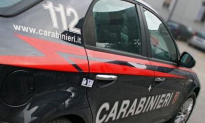 Moldavo ubriaco sperona l'auto dei Carabinieri impegnati in un controllo
