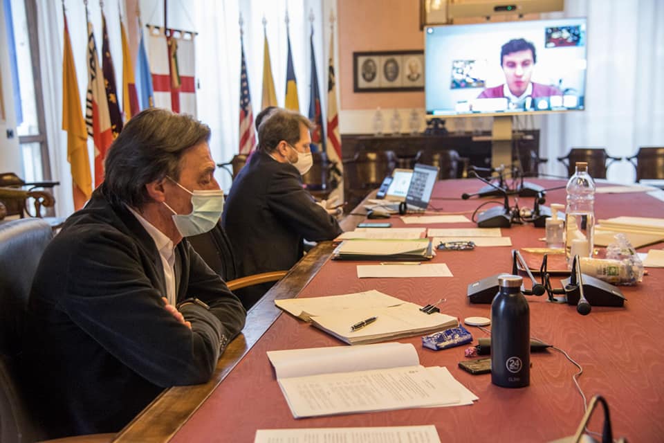 Padova, primo consiglio comunale in streaming della storia