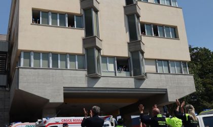 Flash mob all'ospedale di Padova: il grazie agli operatori sanitari GALLERY