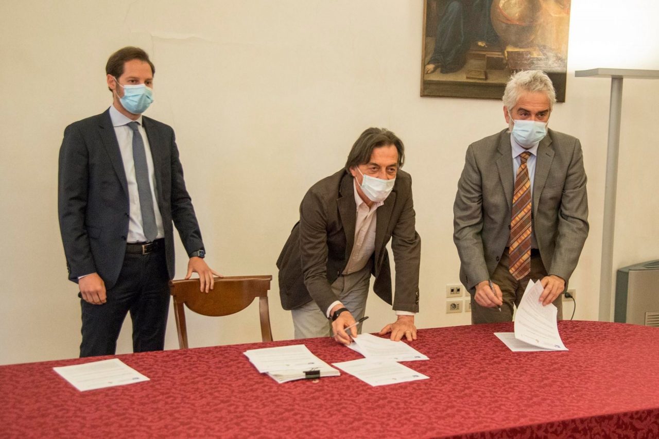 Plateatici: anche a Padova iter semplificato per allargarli