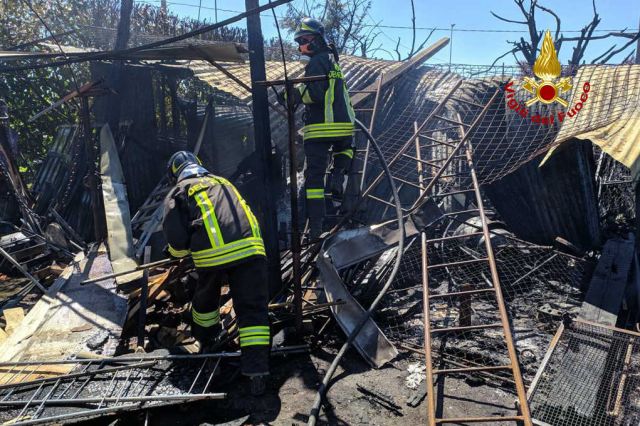 Incendio a Borgo Veneto: intervengono i Vigili del fuoco