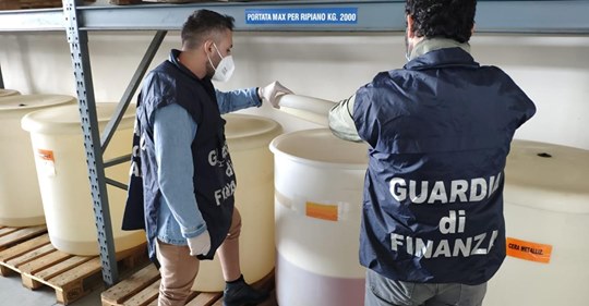 Operazione delle Fiamme Gialle: sequestrate 400mila mascherine