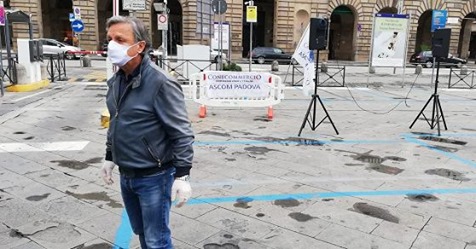 Padova, il grido di dolore dei commercianti per il 1 maggio senza lavoro VIDEO
