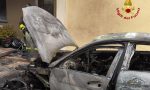 Automobile a fuoco nel cortile di un condominio a San Giorgio delle Pertiche