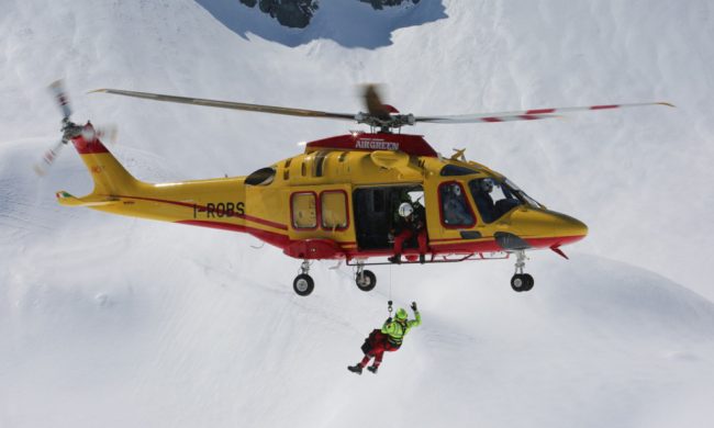 Ragazza padovana vittima di una crisi allergica in Cadore soccorsa dall’elicottero del Suem