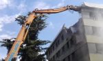 Iniziata la demolizione dell'ultima palazzina di via Anelli, simbolo per molti anni del degrado in città