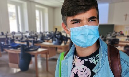 Obbligo di mascherina anche per genitori e accompagnatori: Verona “fa scuola”