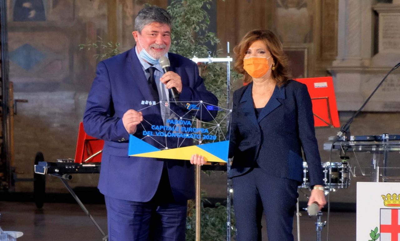 Maria Casellati ha ricevuto la targa di Presidente ambasciatori di Padova Capitale Volontariato