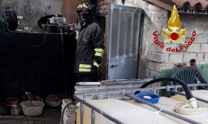 Perdita di gasolio da una cisterna di un'abitazione, intervengono i Vigili del Fuoco