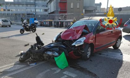 Incidente a Padova: auto contro un ciclomotore, un ferito