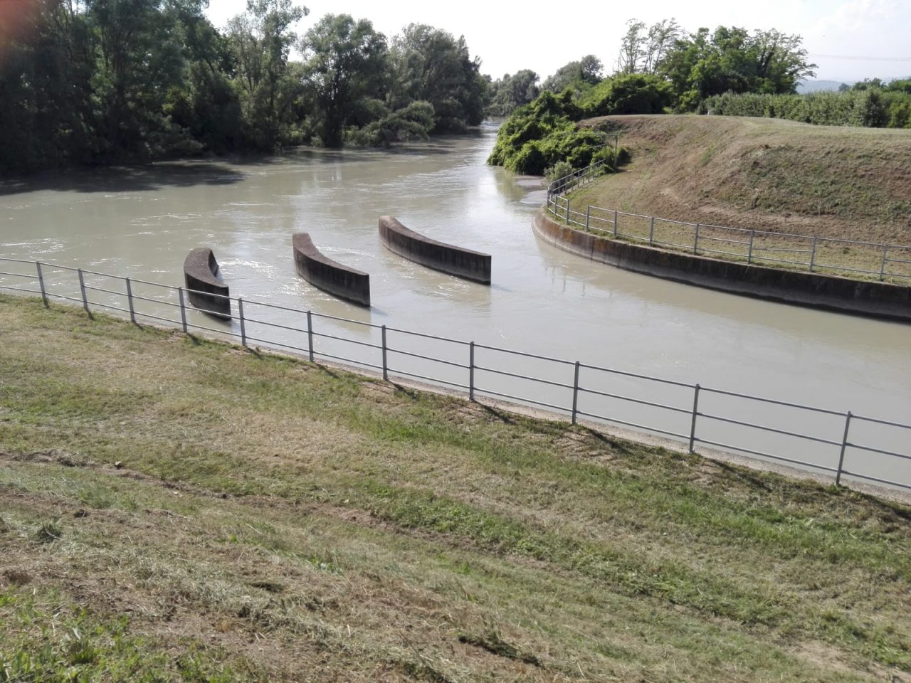 Consorzio L.E.B: chiuse le paratie per la stagione invernale, irrigate numerose zone in provincia