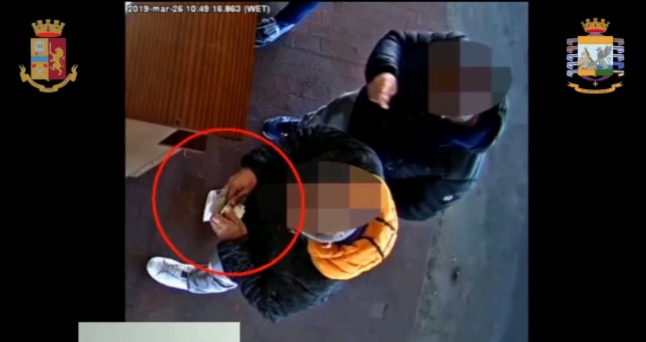 False revisioni di mezzi pesanti in cambio di “mazzette”, coinvolta anche Padova
