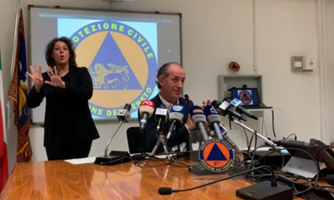 Possibile lockdown? Zaia: “No, sarebbe una sconfitta, vi prego usate tutti la mascherina”