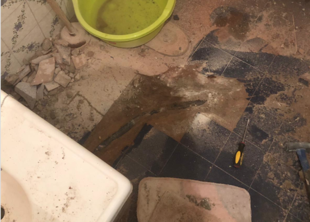 Garage allagato ma la polizza del condominio non copre: danni per migliaia di euro
