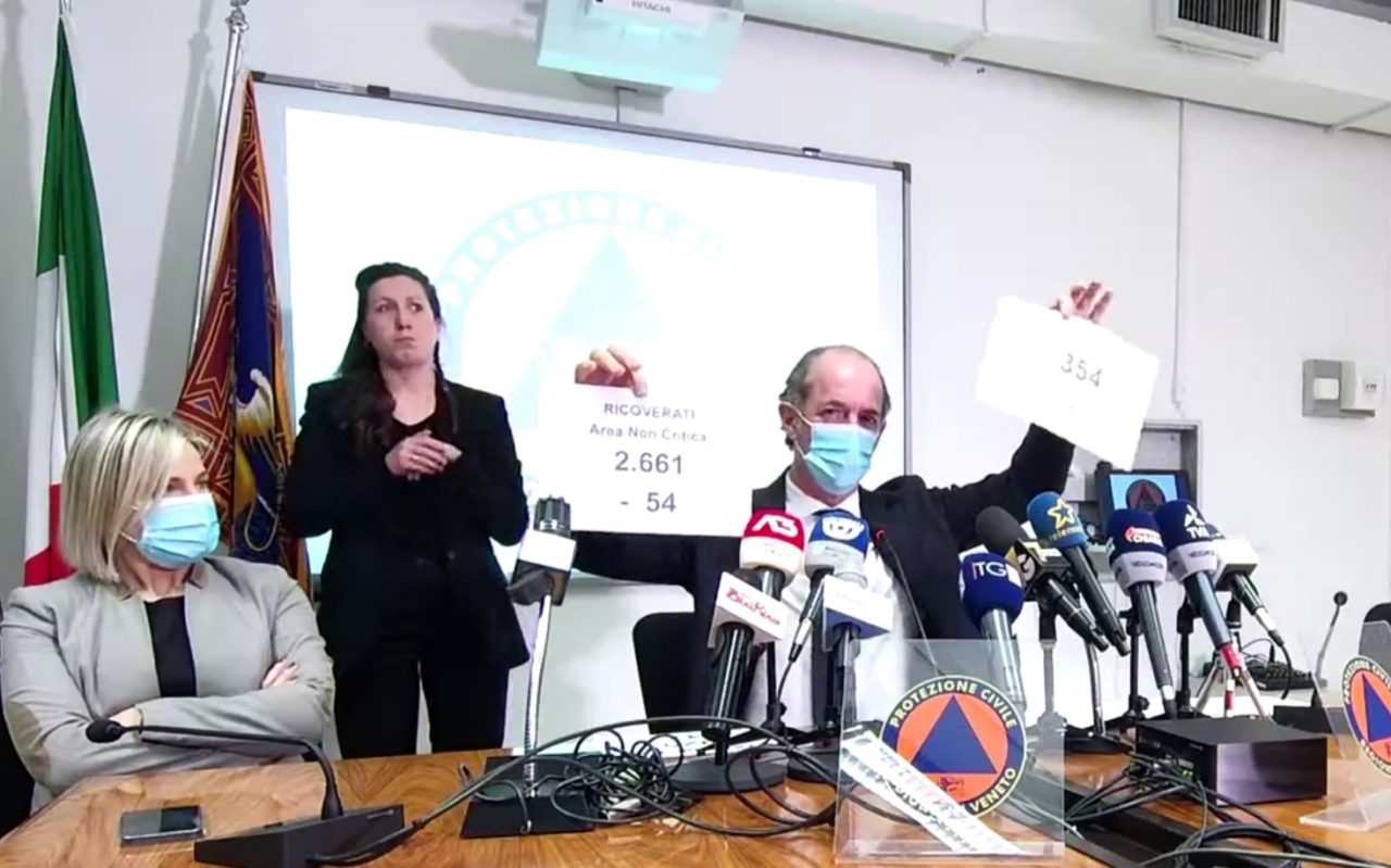 Zaia furioso: “Vergognoso il taglio delle forniture vaccino anti Covid, a rischio la campagna”