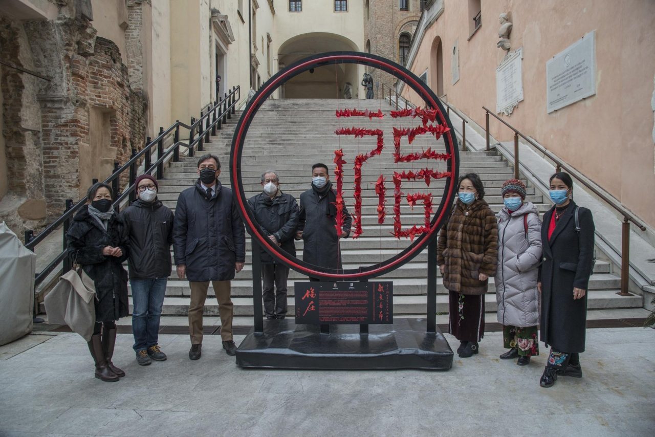 Capodanno cinese, inaugurata l’installazione a Palazzo Moroni