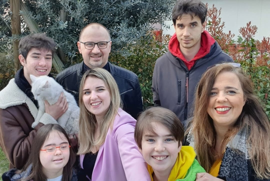 Festa del Papà 2021, Franco e la carica dei “sette sotto un tetto”
