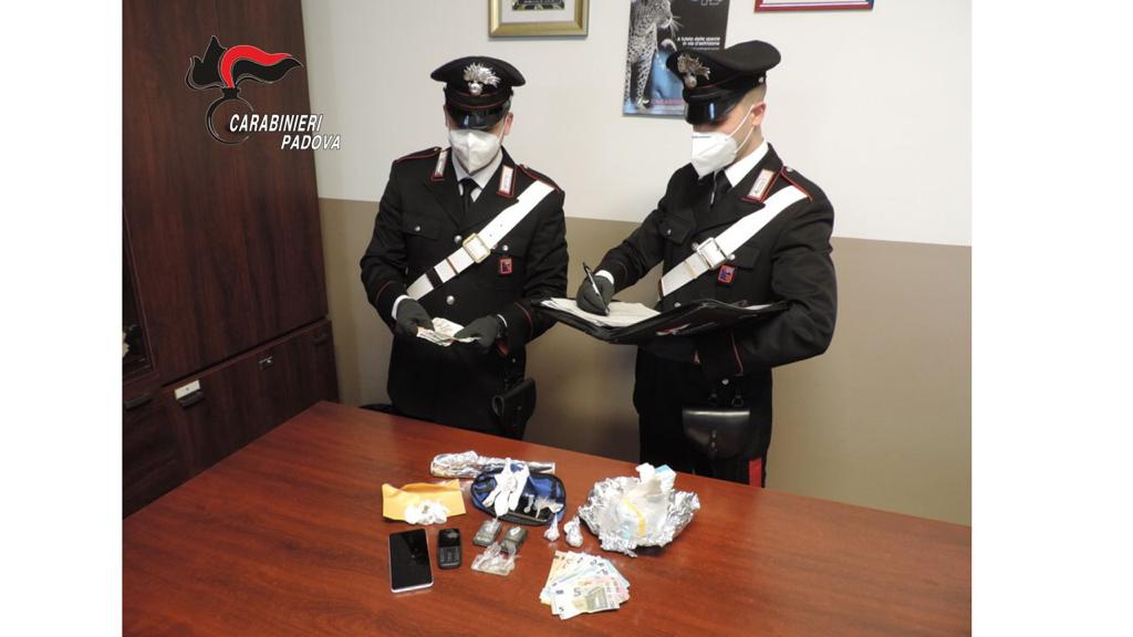 Spaccio di droga nell’Alta Padovana, coppia di pusher in manette