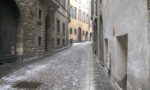 Festa abusiva in appartamento a Bergamo, cinque giovani multati: c'era anche un 25enne padovano