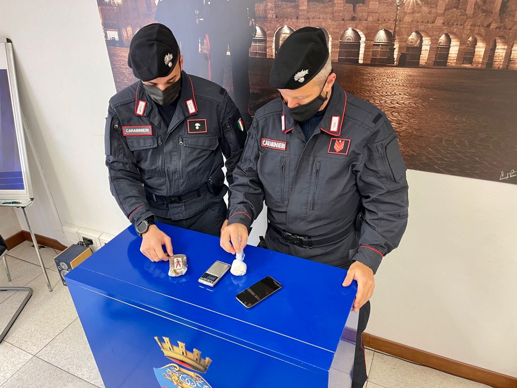Nel bed and breakfast si fumava cocaina: insospettabile padovana arrestata per spaccio