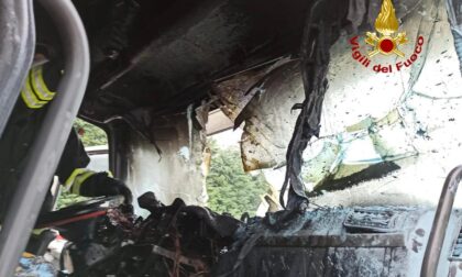 Vigonza, bruciata la cabina di guida del camion: probabile guasto elettrico