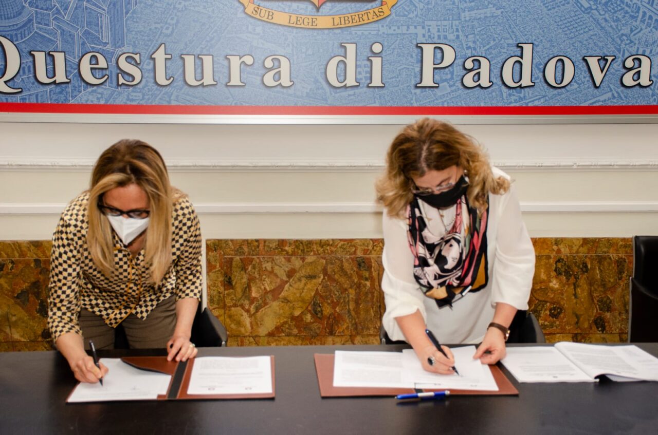 Firmato a Padova il protocollo d’intesa per tutelare le vittime di violenza di genere
