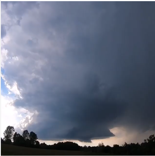 L’impressionante video dei cacciatori di tempeste a Campodarsego