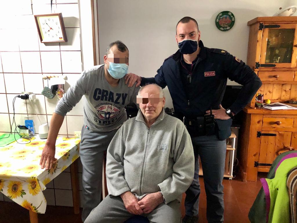 Resta senza acqua, 77enne non vedente soccorso dalla Polizia di Stato