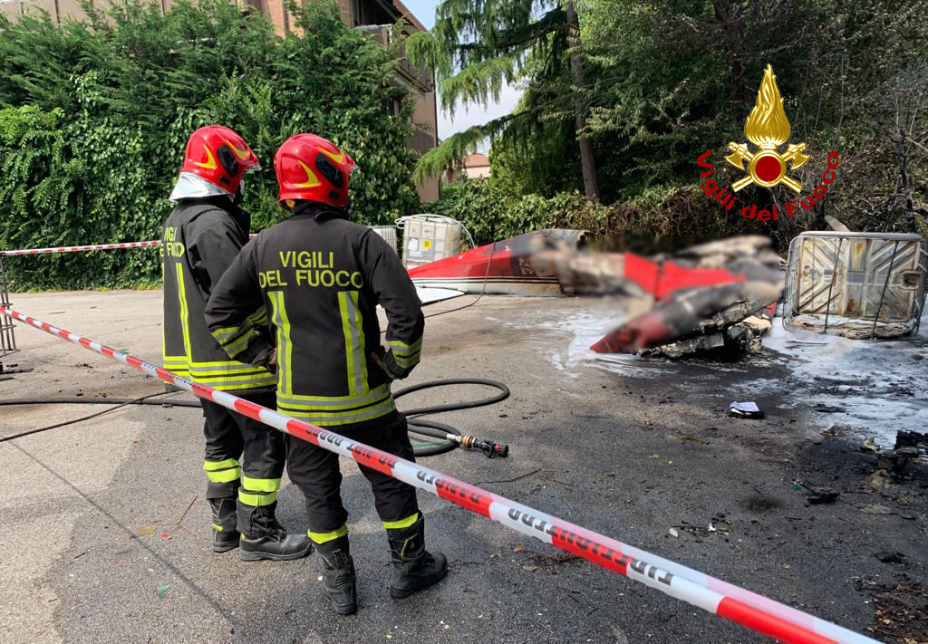 Tragedia ultraleggero Padova, video e foto dell’incidente in cui ha perso la vita l’editore Gavazzi