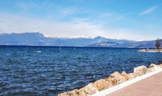 Viveva a Padova il 23enne morto dopo il tuffo nel Lago di Garda