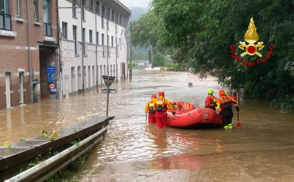 Alluvioni in Germania e Belgio, i soccorritori veneti dei Vigili del fuoco già al lavoro