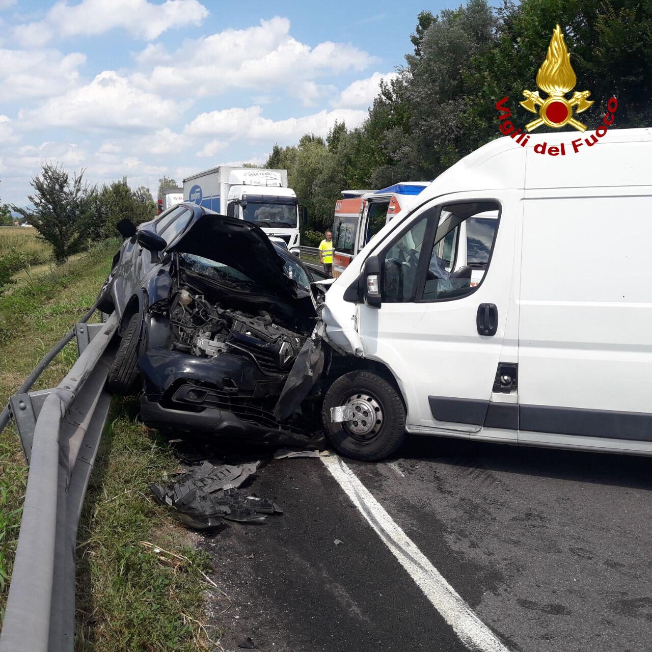 Tremendo frontale tra Loreggia e Resana: feriti portati in ospedale
