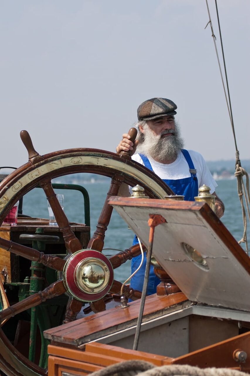 La turista padovana, i “pruriti” dello skipper in mezzo al mare e una vacanza finita malissimo
