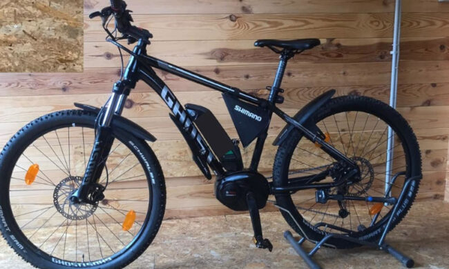 Bici rubata davanti al comune di Campolongo: l’appello per aiutare una mamma