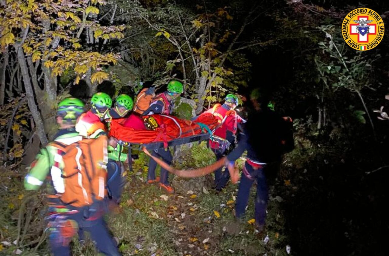 Giovane coppia di escursionisti padovani resta bloccata, recuperati dal Soccorso Alpino