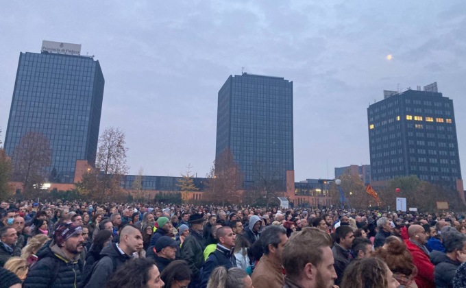 “La gente come noi non molla mai!”: Padova, altro che distanziamento e mascherine…