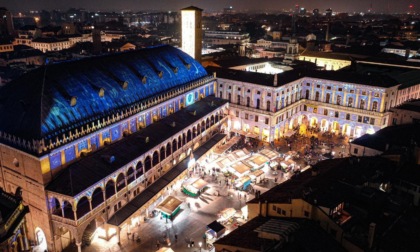 Padova, torna l'obbligo di mascherine anche all'aperto in centro storico: "Contagi quintuplicati"