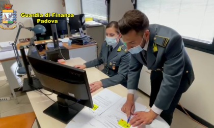 Padova, barista senza Green pass e "in nero": ma in compenso aveva il reddito di cittadinanza!