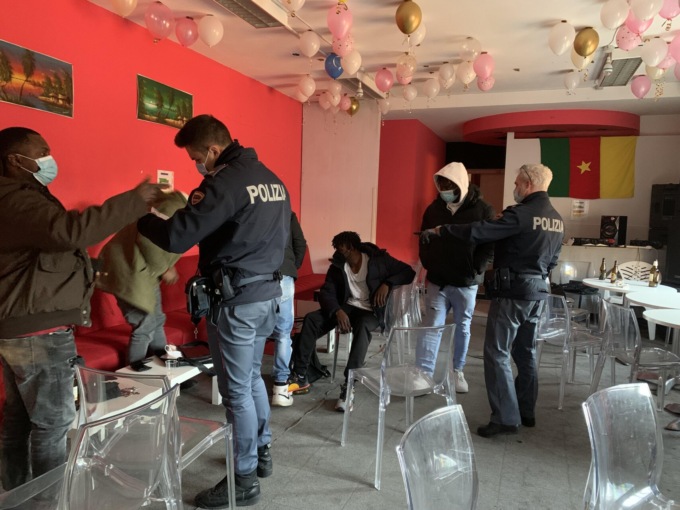 Maxi operazione nell’area Funghi all’Arcella: droga, arresti, espulsioni e multe