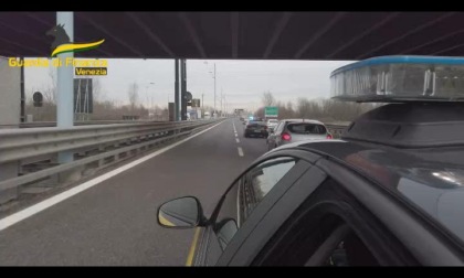 Facevano la “cresta” sull’Iva e offrivano servizi a prezzi ribassati (sbaragliando la concorrenza): perquisizioni anche a Padova