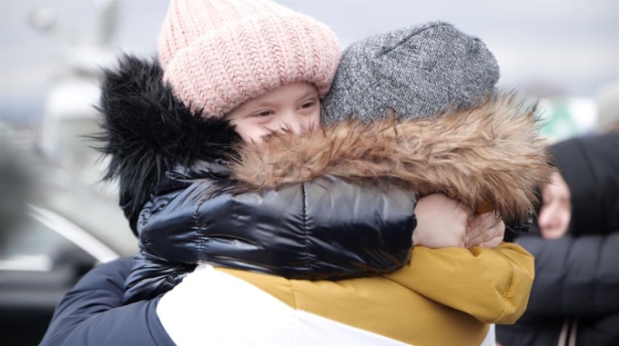 Ucraina, Zaia: ecco il modulo (su base volontaria) per offrire ospitalità, lavoro e aiuto ai profughi in arrivo in Veneto