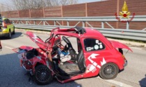 Schianto in tangenziale con la Fiat 500 storica: muore poliziotto di 41 anni
