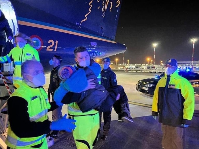Emergenza Ucraina, in arrivo a Padova un altro bimbo ammalato. Zaia: “Pronti a dare tutte le cure necessarie”