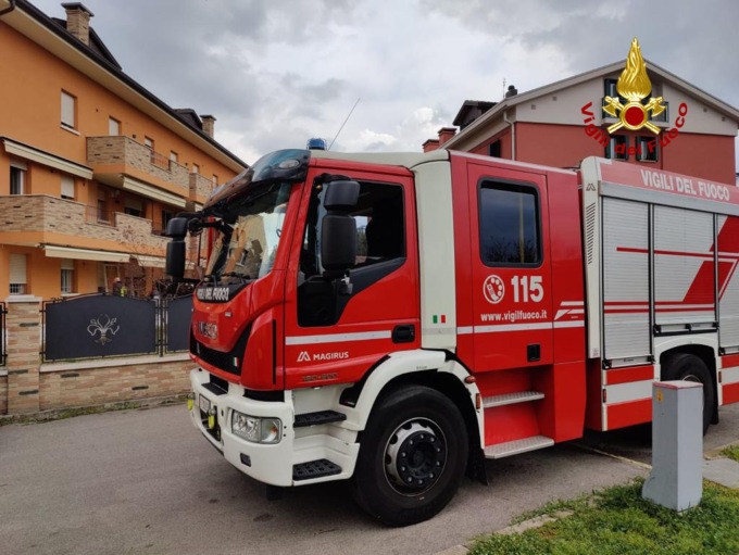 Tragedia a Ponte San Nicolò, 35enne morta nell’incendio del suo appartamento