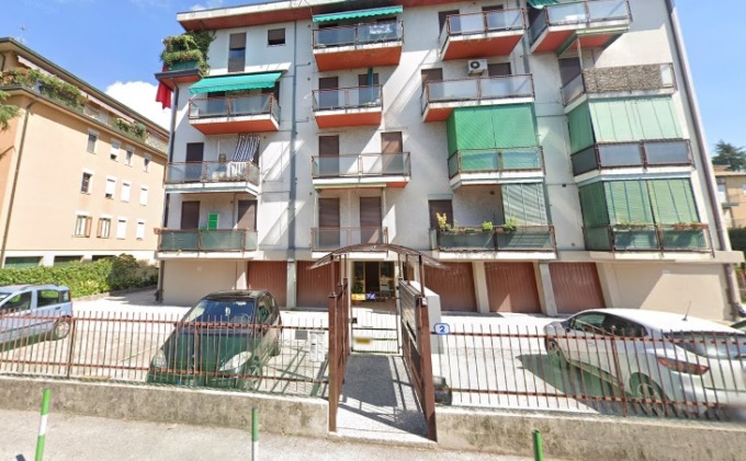 Padova, 52enne accoltellata alla schiena: una persona fermata