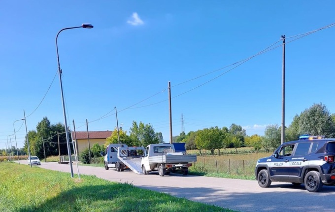 Gestione illecita di rifiuti a Cadoneghe, denunciati un 69enne del posto e un 46enne clandestino