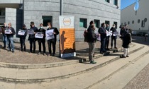 Caro energia, il video della protesta degli esercenti padovani davanti al Tribunale