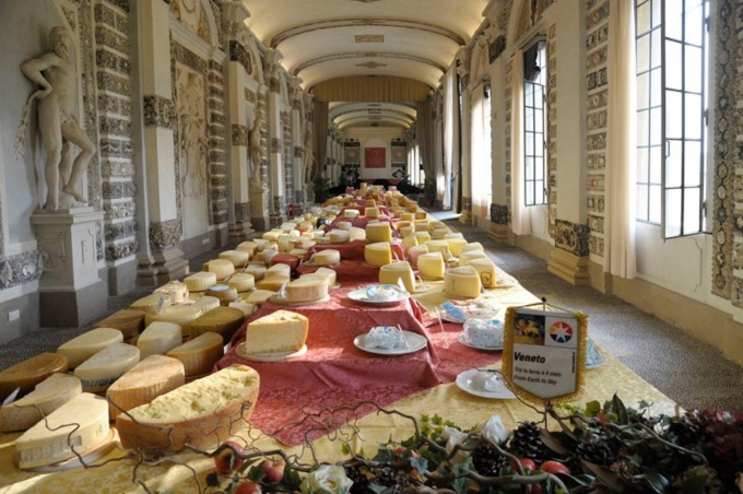 Caseus, più di 500 formaggi a Villa Contarini sabato 1 e domenica 2 ottobre