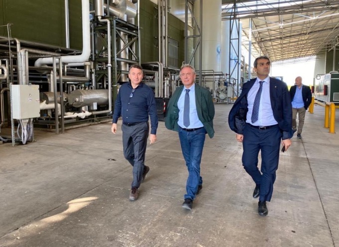 Il senatore Urso (FdI) nel Padovano: “Sovranità energetica è priorità per il Paese, basta con l’Italia dei no”